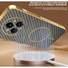 Phonesta Luxury Carbon Fiber Back Cover Hülle mit MagSafe für Realme 14 Pro Plus - Braun 6